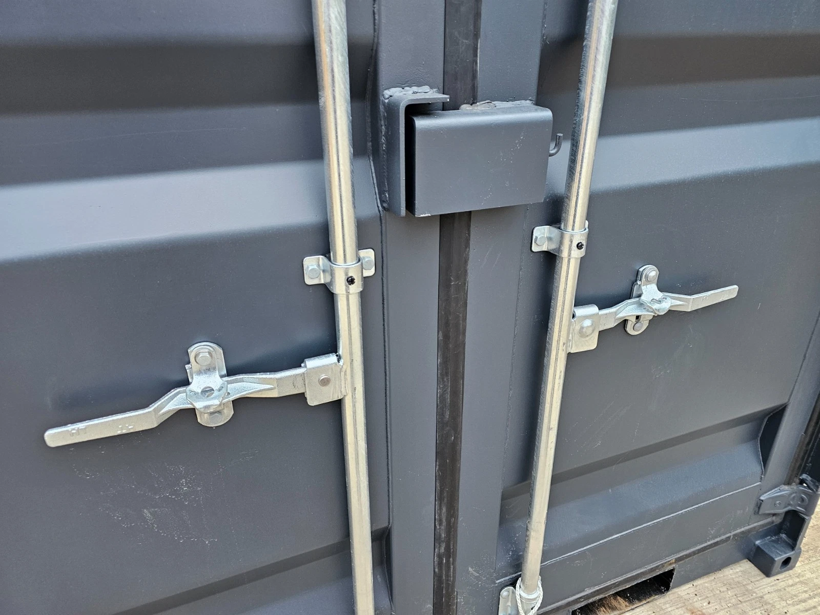 8ft Shipping Container Site Office & Secure Lock-Up Box – Portable Workshop Shed with Personnel Door and Window - Image 18