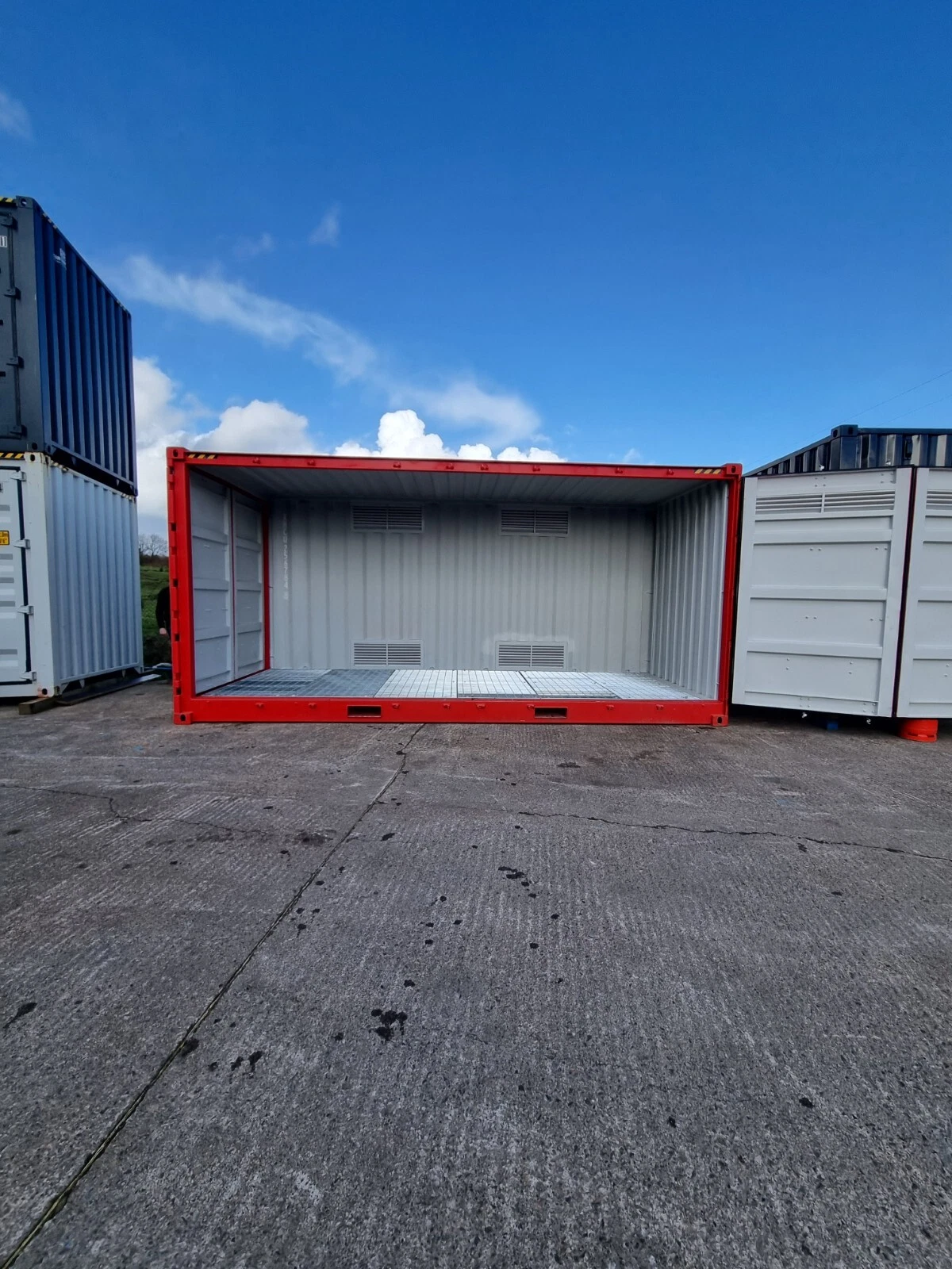20ft Hazardous Goods Bunded Container – DG Dangerous Goods Storage Container for Sale Australia - Image 3