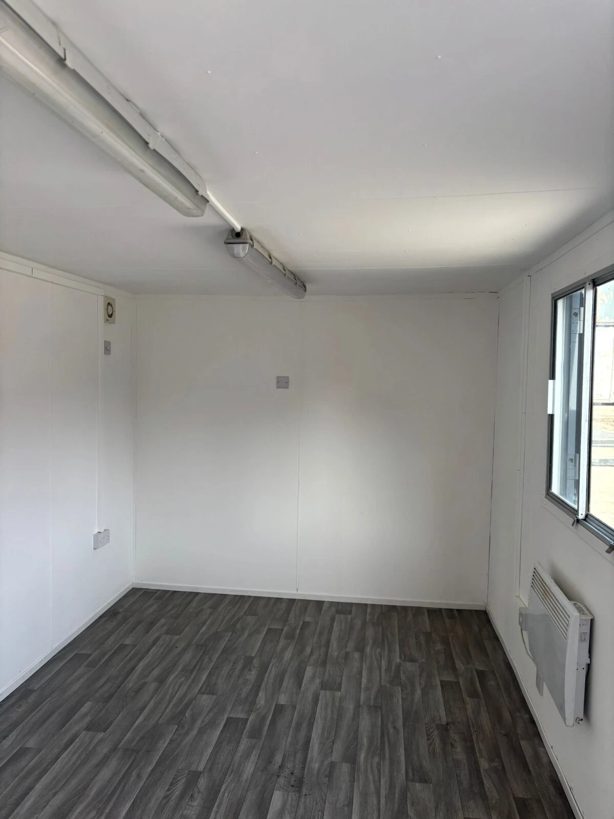 20ft Anti Vandal Office & Canteen Container for Sale Australia – Secure Site Office with Staff Break Room - Image 4