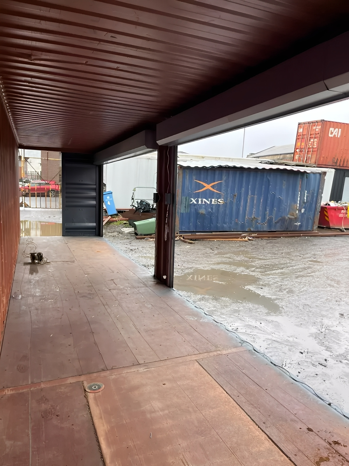 40ft Shipping Container with Double Side Roll-Up Doors – Modified Secure Storage Container - Image 4