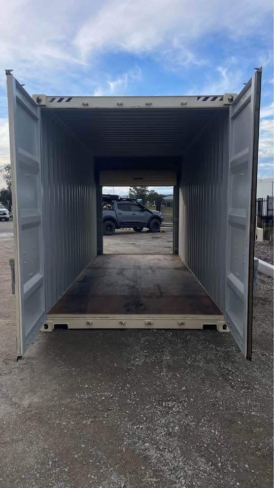 20ft High Cube Shipping Container with Roller Door – Extra Height Secure Storage Unit - Image 3