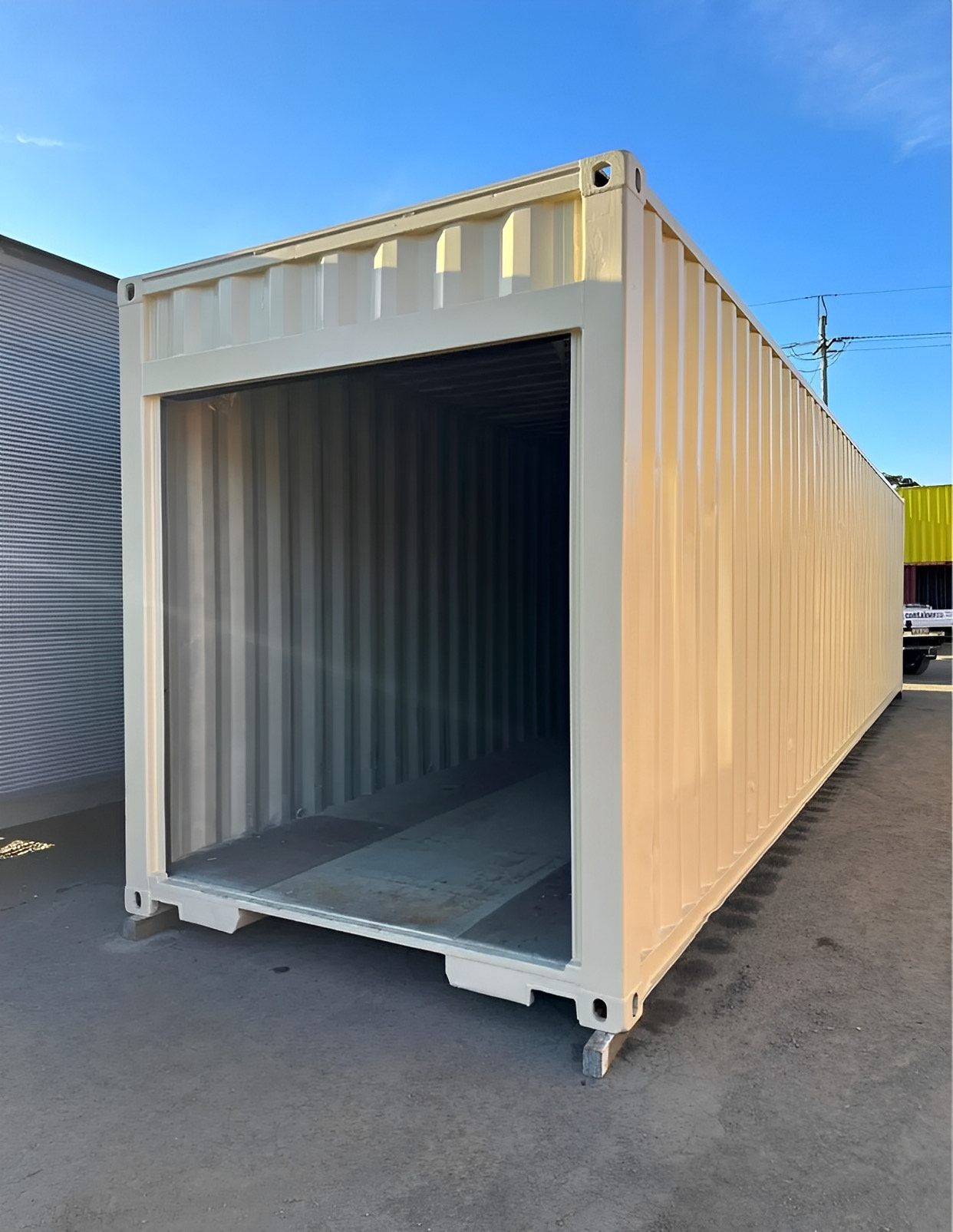 40ft Refurbished Shipping Container with Full-Width Roller Door – Secure Storage Unit - Image 3